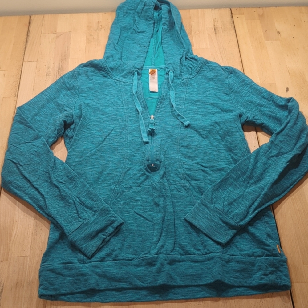 Lucy 3/4 zip hooded sweatshirt medium